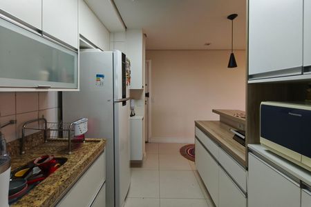 Apartamento à venda com 97m², 2 quartos e 2 vagas Apartamento à venda com 97m², 2 quartos e 2 vagasCozinha