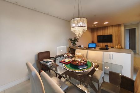 Apartamento à venda com 97m², 2 quartos e 2 vagas Apartamento à venda com 97m², 2 quartos e 2 vagasSala de Jantar
