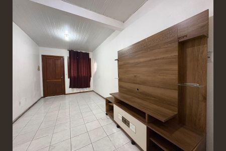 Sala de casa para alugar com 2 quartos, 52m² em Guajuviras, Canoas