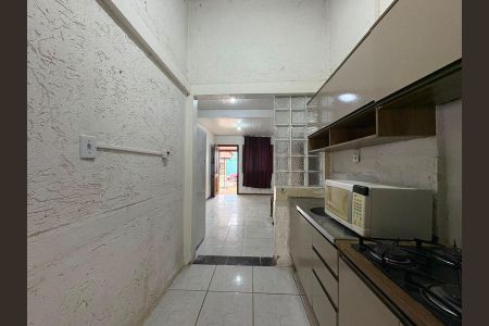 Casa para alugar com 52m², 2 quartos e 1 vagaCozinha 