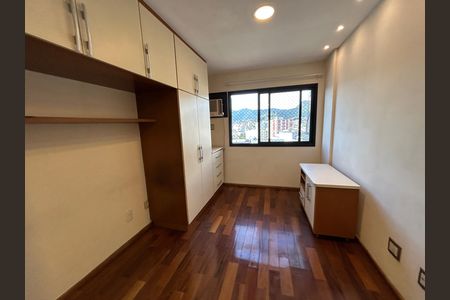 Apartamento à venda com 164m², 4 quartos e 3 vagasQuarto 4 - Suíte