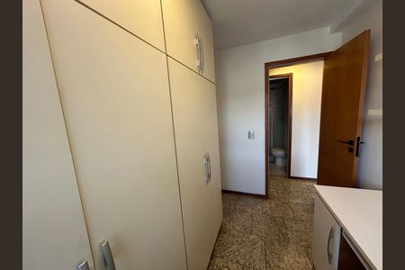 Apartamento à venda com 164m², 4 quartos e 3 vagasQuarto 2