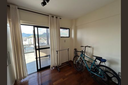 Apartamento à venda com 164m², 4 quartos e 3 vagasQuarto 3