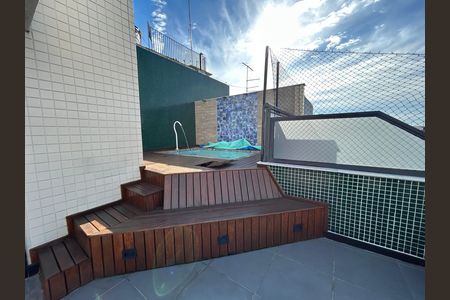 Apartamento à venda com 164m², 4 quartos e 3 vagasCobertura