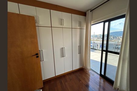 Apartamento à venda com 164m², 4 quartos e 3 vagasQuarto 3