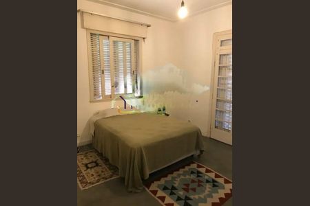 Casa à venda com 6 quartos, 350m² em Vila Madalena, São Paulo
