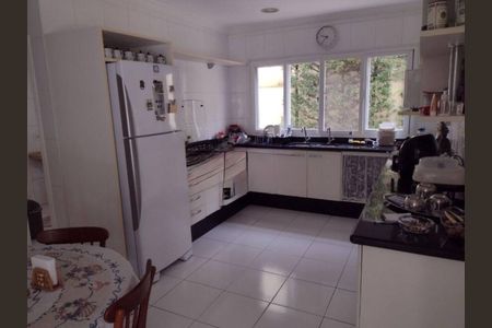 Casa de condomínio à venda com 460m², 4 quartos e 6 vagas Casa de condomínio à venda com 460m², 4 quartos e 6 vagasFoto 05