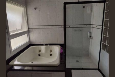 Casa de condomínio à venda com 460m², 4 quartos e 6 vagas Casa de condomínio à venda com 460m², 4 quartos e 6 vagasFoto 13