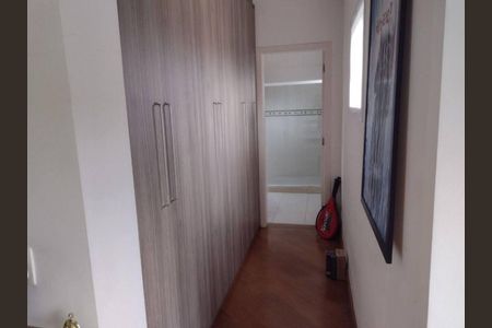 Casa de condomínio à venda com 460m², 4 quartos e 6 vagas Casa de condomínio à venda com 460m², 4 quartos e 6 vagasFoto 19