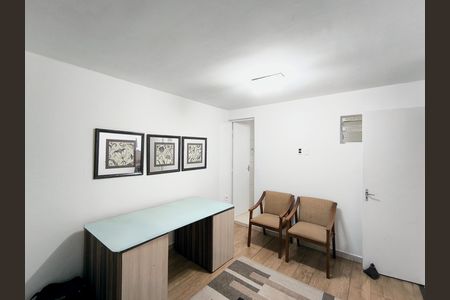Casa de condomínio à venda com 250m², 5 quartos e 3 vagas Casa de condomínio à venda com 250m², 5 quartos e 3 vagasQuarto 5 - Suíte