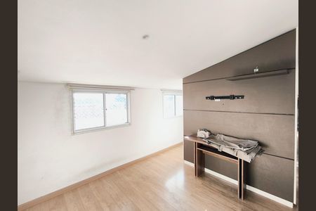 Casa de condomínio à venda com 250m², 5 quartos e 3 vagas Casa de condomínio à venda com 250m², 5 quartos e 3 vagasQuarto 1 - Suíte