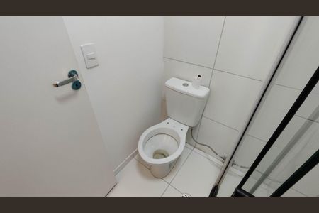 Apartamento à venda com 37m², 2 quartos e sem vaga Apartamento à venda com 37m², 2 quartos e sem vagaBanheiro