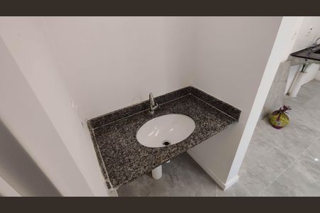 Apartamento à venda com 37m², 2 quartos e sem vaga Apartamento à venda com 37m², 2 quartos e sem vagaLavabo