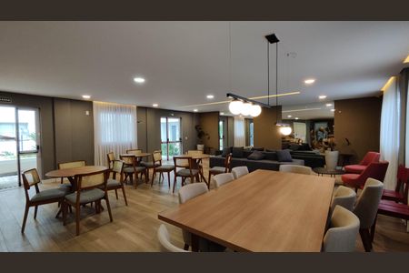 Apartamento à venda com 37m², 2 quartos e sem vaga Apartamento à venda com 37m², 2 quartos e sem vagaSalão de Festas