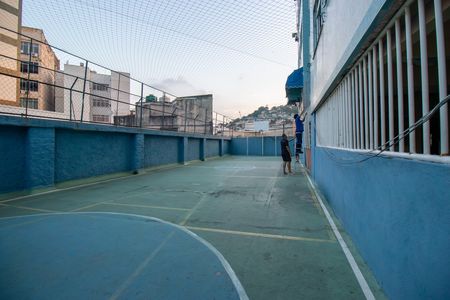 Apartamento para alugar com 200m², 5 quartos e 2 vagas Apartamento para alugar com 200m², 5 quartos e 2 vagasQuadra