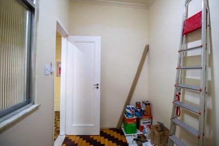 Apartamento para alugar com 200m², 5 quartos e 2 vagas Apartamento para alugar com 200m², 5 quartos e 2 vagasQuarto de Serviço