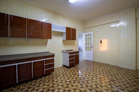 Apartamento para alugar com 200m², 5 quartos e 2 vagas Apartamento para alugar com 200m², 5 quartos e 2 vagasCozinha