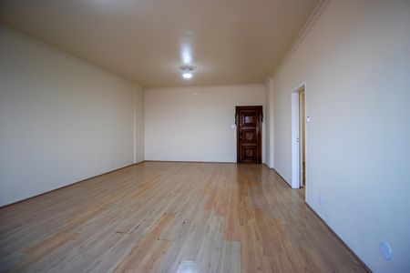 Apartamento para alugar com 200m², 5 quartos e 2 vagas Apartamento para alugar com 200m², 5 quartos e 2 vagasSala