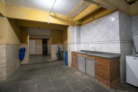 Apartamento para alugar com 200m², 5 quartos e 2 vagas Apartamento para alugar com 200m², 5 quartos e 2 vagasÁrea comum - Salão de festas