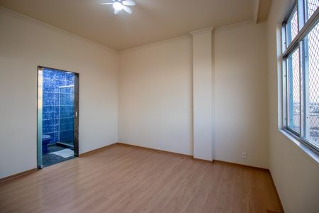 Apartamento para alugar com 200m², 5 quartos e 2 vagas Apartamento para alugar com 200m², 5 quartos e 2 vagasSuíte