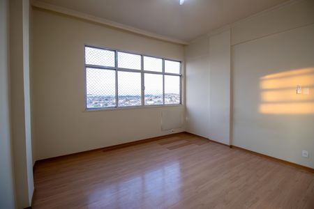 Apartamento para alugar com 200m², 5 quartos e 2 vagas Apartamento para alugar com 200m², 5 quartos e 2 vagasSuíte
