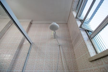 Apartamento para alugar com 200m², 5 quartos e 2 vagas Apartamento para alugar com 200m², 5 quartos e 2 vagasBanheiro