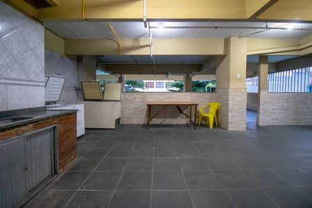 Apartamento para alugar com 200m², 5 quartos e 2 vagas Apartamento para alugar com 200m², 5 quartos e 2 vagasÁrea comum - Salão de festas