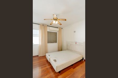 Casa de condomínio à venda com 665m², 4 quartos e 8 vagas Casa de condomínio à venda com 665m², 4 quartos e 8 vagasFoto 17