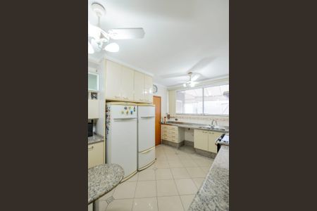 Casa de condomínio à venda com 665m², 4 quartos e 8 vagas Casa de condomínio à venda com 665m², 4 quartos e 8 vagasFoto 07