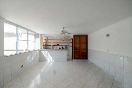 Casa de condomínio à venda com 665m², 4 quartos e 8 vagas Casa de condomínio à venda com 665m², 4 quartos e 8 vagasFoto 31