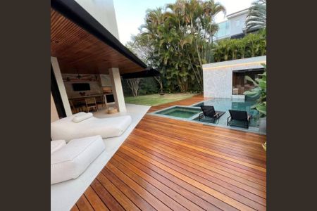 Casa de condomínio à venda com 450m², 4 quartos e 2 vagas Casa de condomínio à venda com 450m², 4 quartos e 2 vagasFoto 05