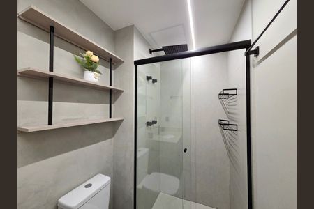 Studio para alugar com 32m², 1 quarto e sem vaga Studio para alugar com 32m², 1 quarto e sem vagaBanheiro
