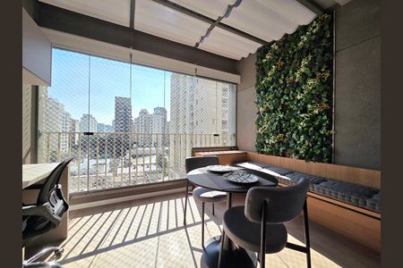 Studio para alugar com 32m², 1 quarto e sem vaga Studio para alugar com 32m², 1 quarto e sem vagaVaranda