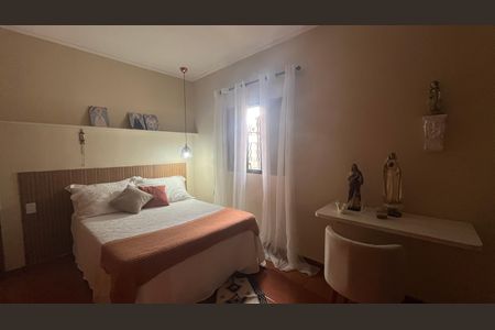 Casa à venda com 269m², 3 quartos e 3 vagas