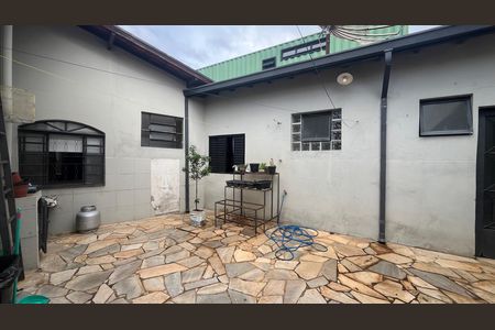 Casa à venda com 269m², 3 quartos e 3 vagas