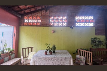 Casa à venda com 269m², 3 quartos e 3 vagas
