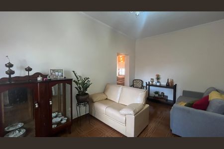 Casa à venda com 269m², 3 quartos e 3 vagas