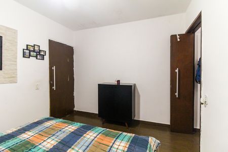 Casa à venda com 150m², 5 quartos e 2 vagas Casa à venda com 150m², 5 quartos e 2 vagasQuarto 1 - Casa 2