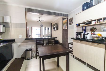 Cozinha de casa à venda com 5 quartos, 150m² em Jardim Gianetti, São Paulo