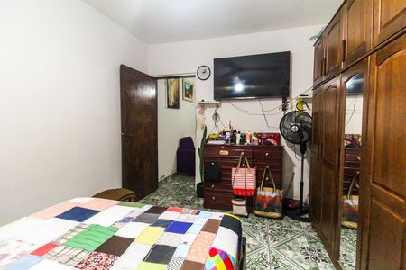 Casa à venda com 150m², 5 quartos e 2 vagas Casa à venda com 150m², 5 quartos e 2 vagasQuarto 1