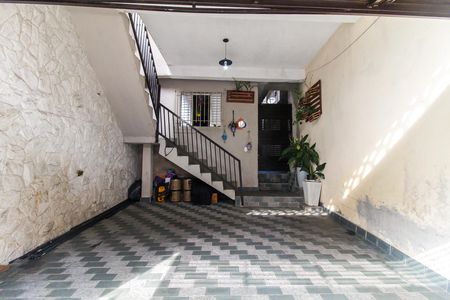 Garagem de casa à venda com 5 quartos, 150m² em Jardim Gianetti, São Paulo
