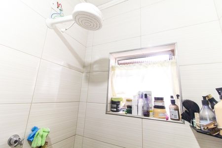 Casa à venda com 150m², 5 quartos e 2 vagas Casa à venda com 150m², 5 quartos e 2 vagasBanheiro 2 - Casa 2