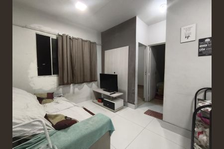 Sala de apartamento à venda com 2 quartos, 48m² em Heliópolis, Belo Horizonte