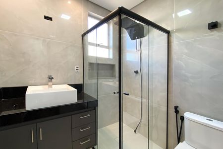 Apartamento para alugar com 140m², 2 quartos e 2 vagas Apartamento para alugar com 140m², 2 quartos e 2 vagasBanheiro