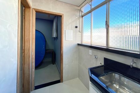 Área de Serviço de apartamento para alugar com 2 quartos, 140m² em Santo Antônio, Belo Horizonte