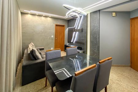 Sala de apartamento para alugar com 2 quartos, 140m² em Santo Antônio, Belo Horizonte