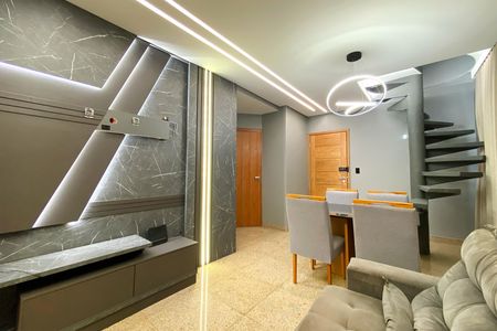 Apartamento para alugar com 2 quartos, 140m² em Santo Antônio, Belo Horizonte