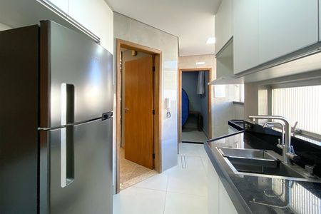 Apartamento para alugar com 140m², 2 quartos e 2 vagas Apartamento para alugar com 140m², 2 quartos e 2 vagasCozinha