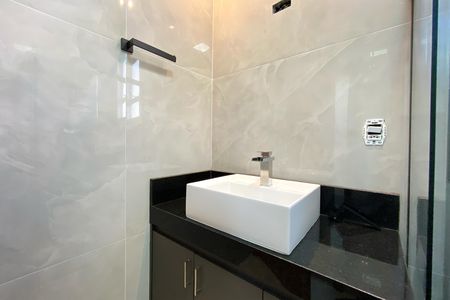Apartamento para alugar com 140m², 2 quartos e 2 vagas Apartamento para alugar com 140m², 2 quartos e 2 vagasBanheiro