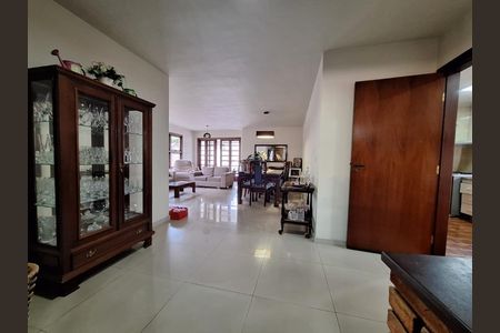 Casa de condomínio à venda com 232m², 3 quartos e 4 vagasFoto 25